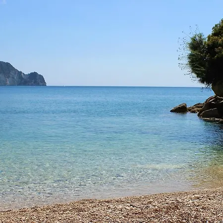 Bella Vista * Μαραθιάς